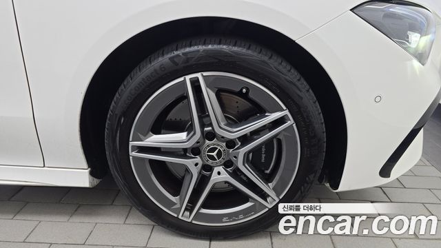 Mercedes-Benz CLA-Class (C118) CLA250 4MATIC 2024 — фото 21