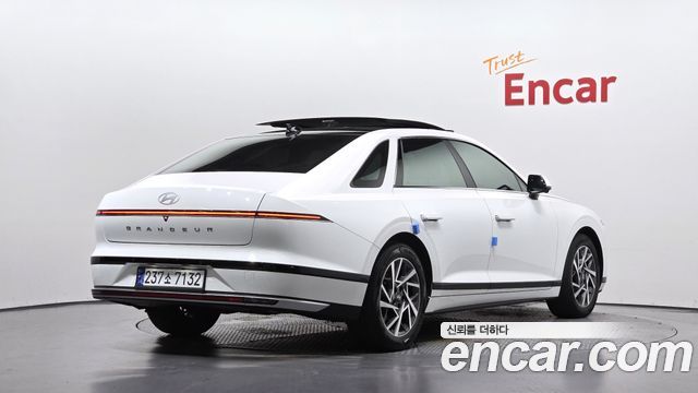 Hyundai Grandeur Hybrid (GN7) Exclusive 2023 — фото 2