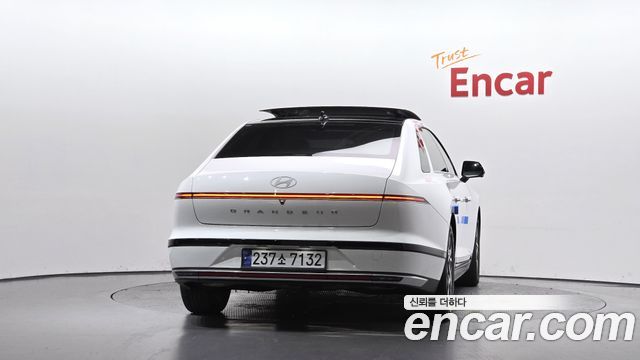 Hyundai Grandeur Hybrid (GN7) Exclusive 2023 — фото 4