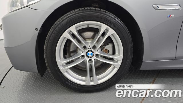 BMW 5 Series (F10) 520d xDrive M Aero Dynamic 2016 — фото 5