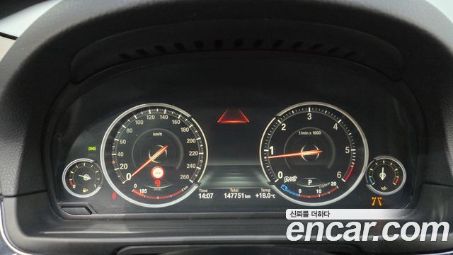 BMW 5 Series (F10) 520d xDrive M Aero Dynamic 2016 — фото 8