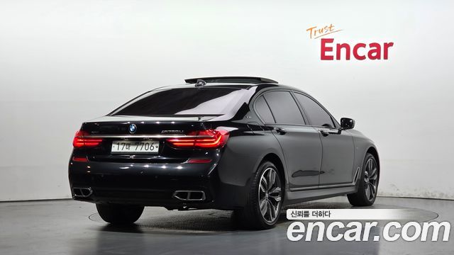 BMW 7 Series (G11) M760Li xDrive 2019 — фото 2