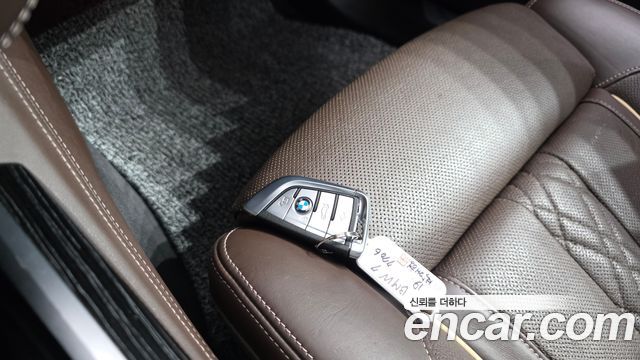 BMW 7 Series (G11) M760Li xDrive 2019 — фото 16
