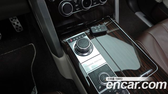 Land Rover Range Rover (IV) 5.0 SC AB LWB 2014 — фото 9