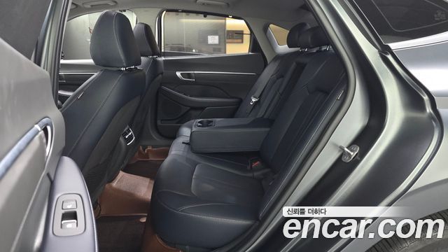 Hyundai Sonata The Edge (DN8) 2.0 LPG Exclusive 2024 — фото 12