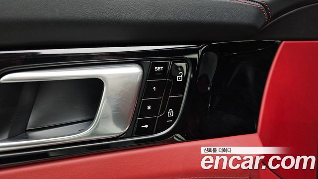 Porsche Panamera (971) 3.0 AWD 2019 — фото 29