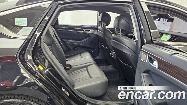Genesis G80 3.3 GDI AWD Prestige 2018 — фото 12
