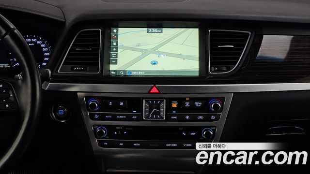 Genesis G80 3.3 GDI AWD Prestige 2018 — фото 19