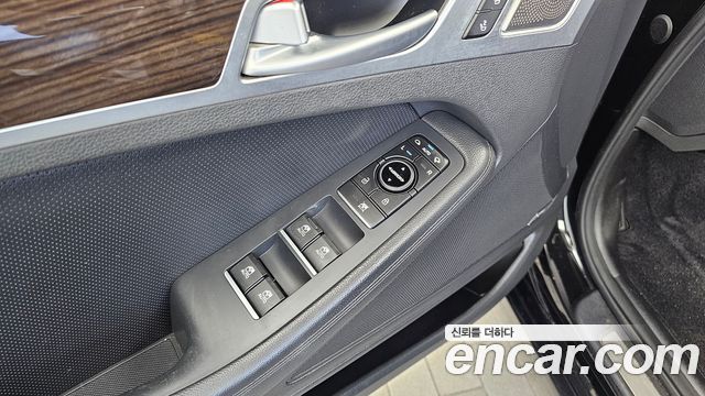 Genesis G80 3.3 GDI AWD Prestige 2018 — фото 29