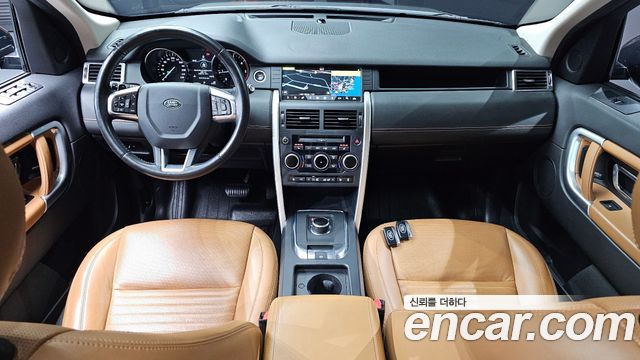 Land Rover Discovery Sport 2.0 TD4 HSE Luxury 2018 — фото 7