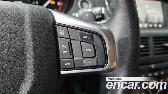 Land Rover Discovery Sport 2.0 TD4 HSE Luxury 2018 — фото 27