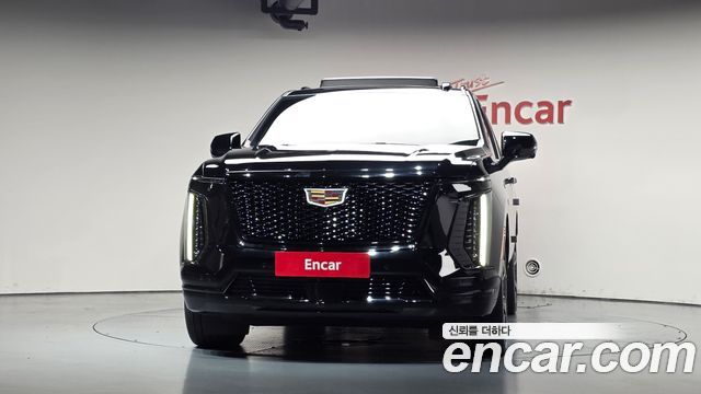 Cadillac Escalade (V) 6.2 Sports Platinum 2025 — фото 3