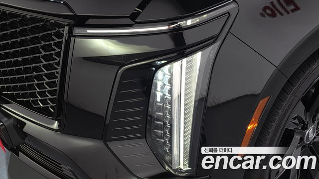 Cadillac Escalade (V) 6.2 Sports Platinum 2025 — фото 22