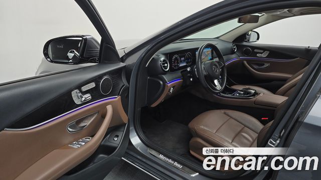 Mercedes-Benz E-Class (W213) E300 Avantgarde 2017 — фото 10