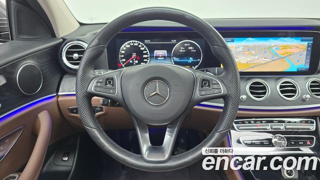 Mercedes-Benz E-Class (W213) E300 Avantgarde 2017 — фото 13