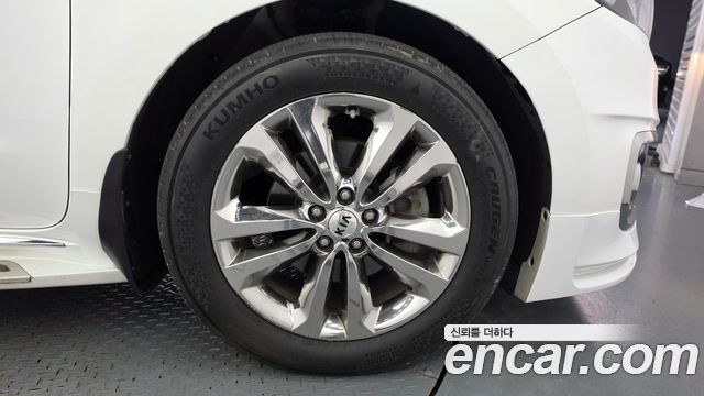 Kia Carnival 9-seater Prestige 2017 — фото 5