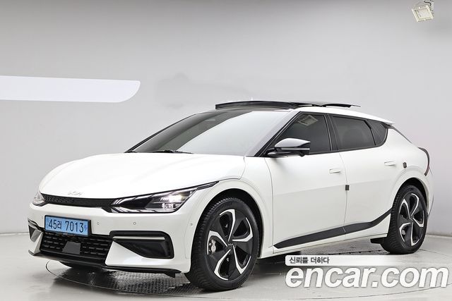 Kia EV6 Long Range 4WD GT Line 2022 — фото 1