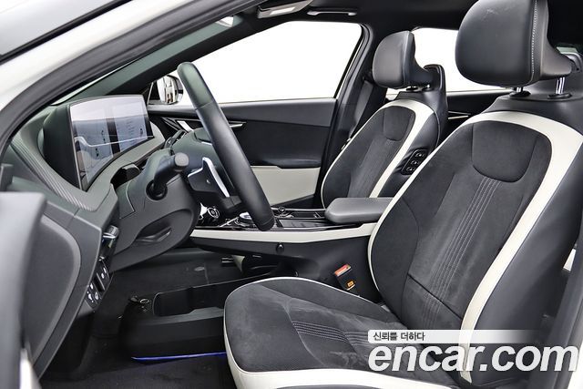 Kia EV6 Long Range 4WD GT Line 2022 — фото 6