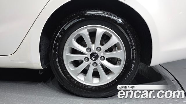 Kia K3 Diesel Deluxe 2018 — фото 21