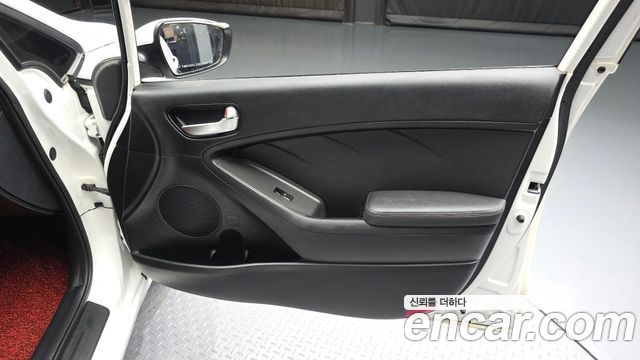 Kia K3 Diesel Deluxe 2018 — фото 24