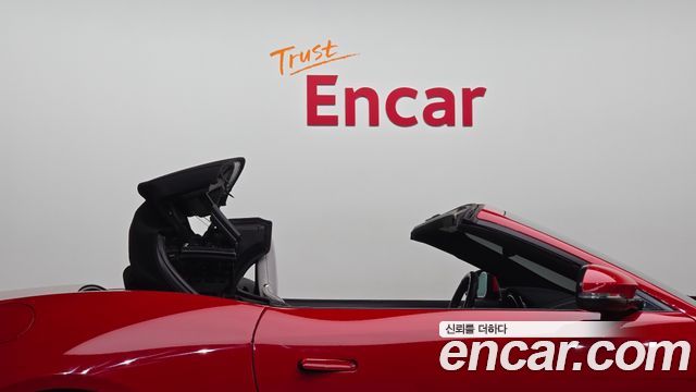 Jaguar F-TYPE P300 Convertible X152 2019 — фото 24
