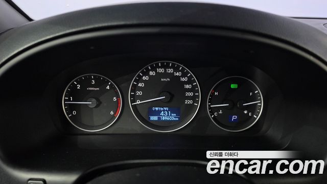 Hyundai Grand Starex Van 3-Seater Smart 2018 — фото 8