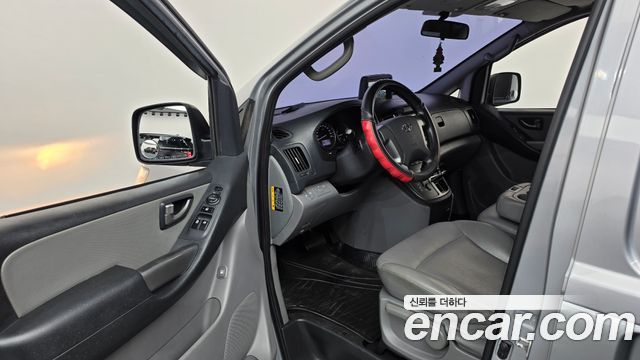 Hyundai Grand Starex Van 3-Seater Smart 2018 — фото 10
