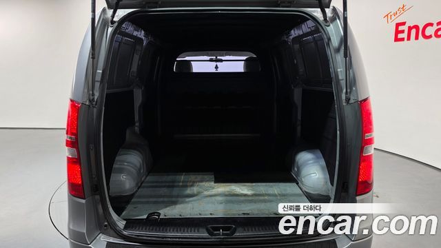 Hyundai Grand Starex Van 3-Seater Smart 2018 — фото 15