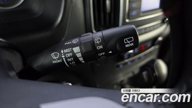 Hyundai Grand Starex Van 3-Seater Smart 2018 — фото 18