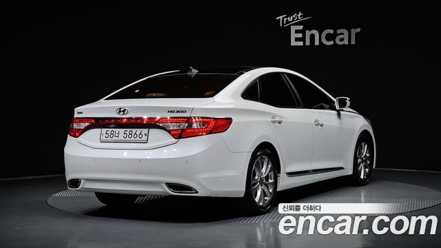 Hyundai Grandeur (HG) LPG HG300 Executive 2011 — фото 2