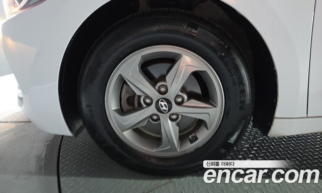 Hyundai Avante (AD) 1.6 GDI Smart 2017 — фото 5