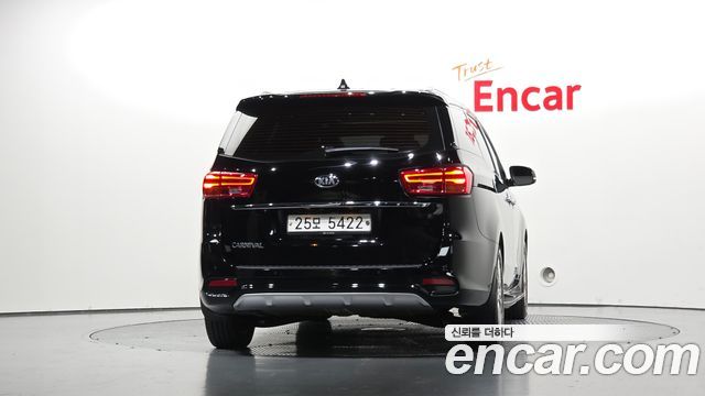 Kia Carnival Gasoline 9-Seater Noblesse Special 2019 — фото 4
