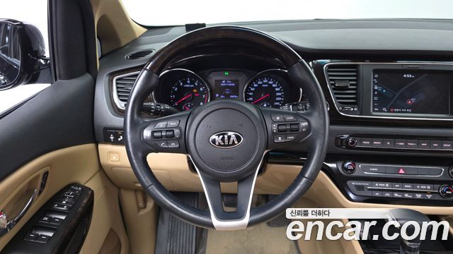Kia Carnival Gasoline 9-Seater Noblesse Special 2019 — фото 13