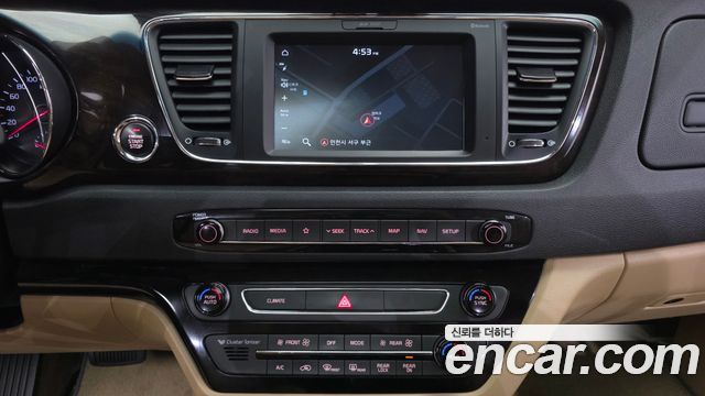 Kia Carnival Gasoline 9-Seater Noblesse Special 2019 — фото 14