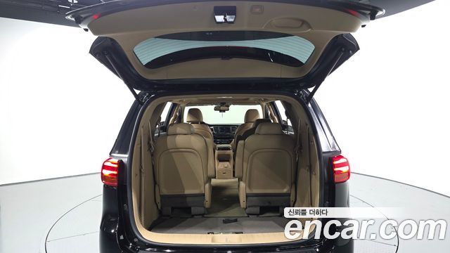Kia Carnival Gasoline 9-Seater Noblesse Special 2019 — фото 20