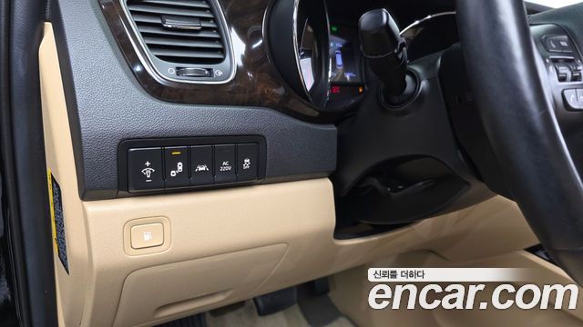Kia Carnival Gasoline 9-Seater Noblesse Special 2019 — фото 30