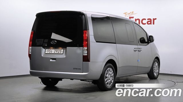 Hyundai Staria Cargo 5-Seater Modern 2022 — фото 2