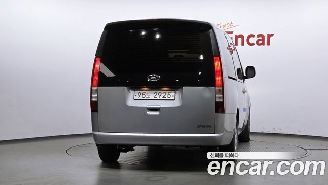 Hyundai Staria Cargo 5-Seater Modern 2022 — фото 4