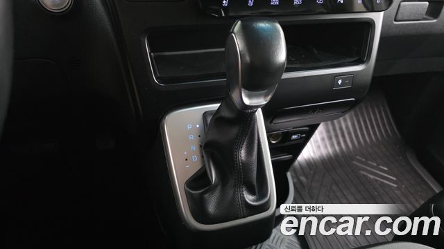 Hyundai Staria Cargo 5-Seater Modern 2022 — фото 9