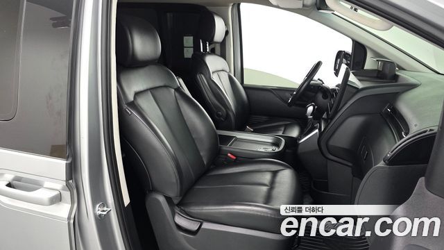 Hyundai Staria Cargo 5-Seater Modern 2022 — фото 11