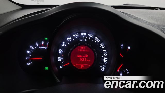Kia Sportage R Diesel 2WD Limited 2013 — фото 8