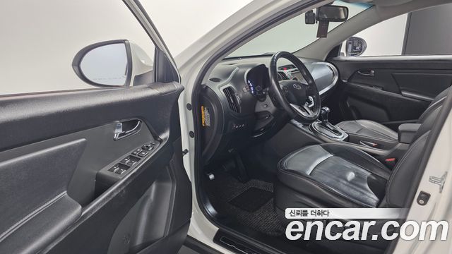 Kia Sportage R Diesel 2WD Limited 2013 — фото 10