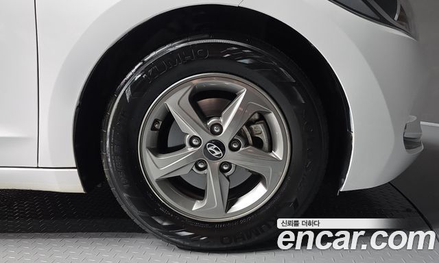 Hyundai Avante (AD) 1.6 GDI Smart 2017 — фото 21