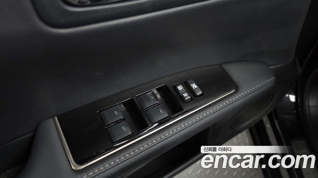 Lexus ES300h Supreme+ XV60 2018 — фото 29