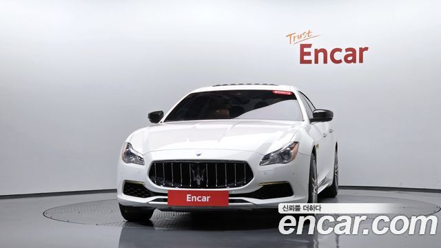 Maserati Quattroporte 3.0 V6 Granlusso 2017 — фото 3