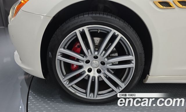 Maserati Quattroporte 3.0 V6 Granlusso 2017 — фото 5