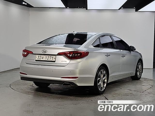 Hyundai Sonata (LF) 2.0 Premium 2015 — фото 4