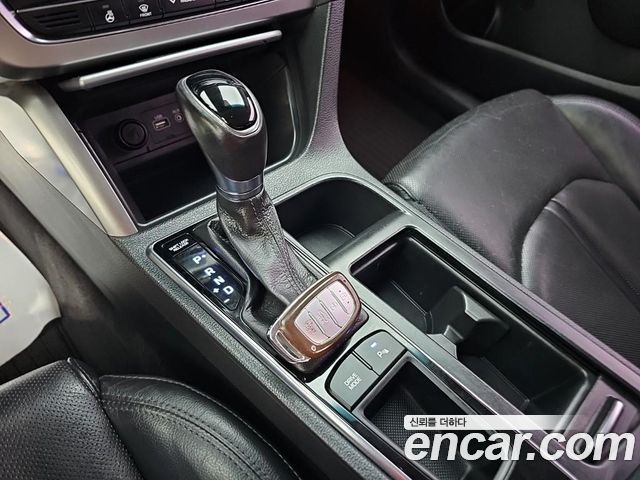 Hyundai Sonata (LF) 2.0 Premium 2015 — фото 8