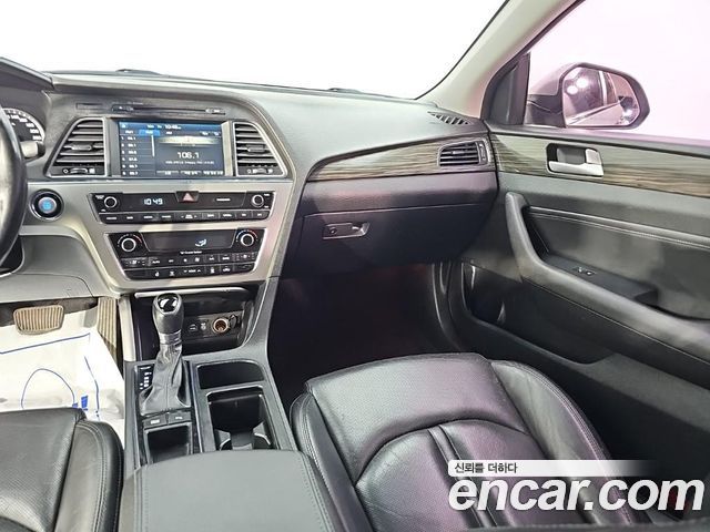 Hyundai Sonata (LF) 2.0 Premium 2015 — фото 10
