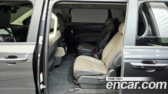 Kia Carnival (IV) Diesel 9-Seater Prestige 2025 — фото 12